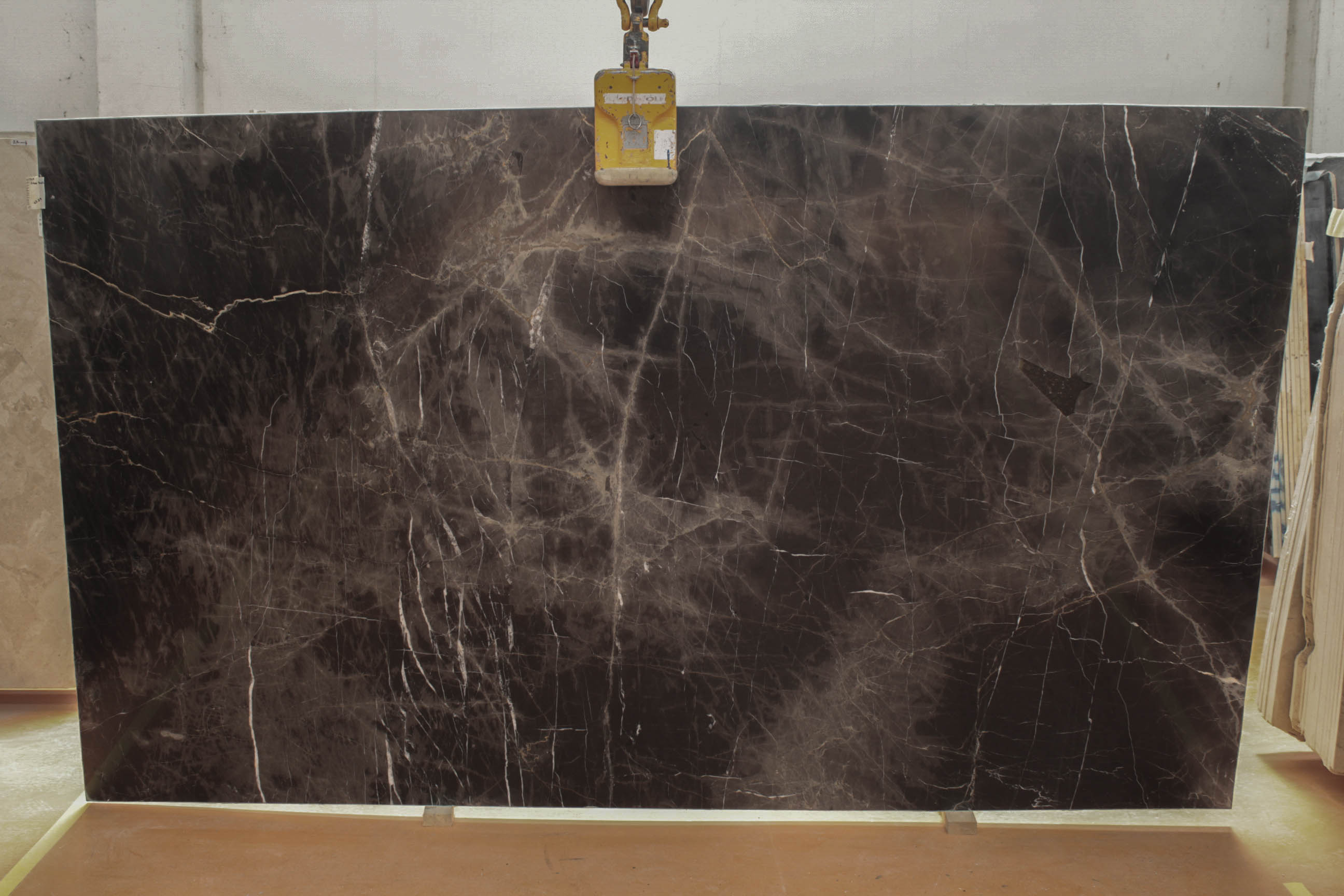 BRUNO PERLA 2 CM POLISHED