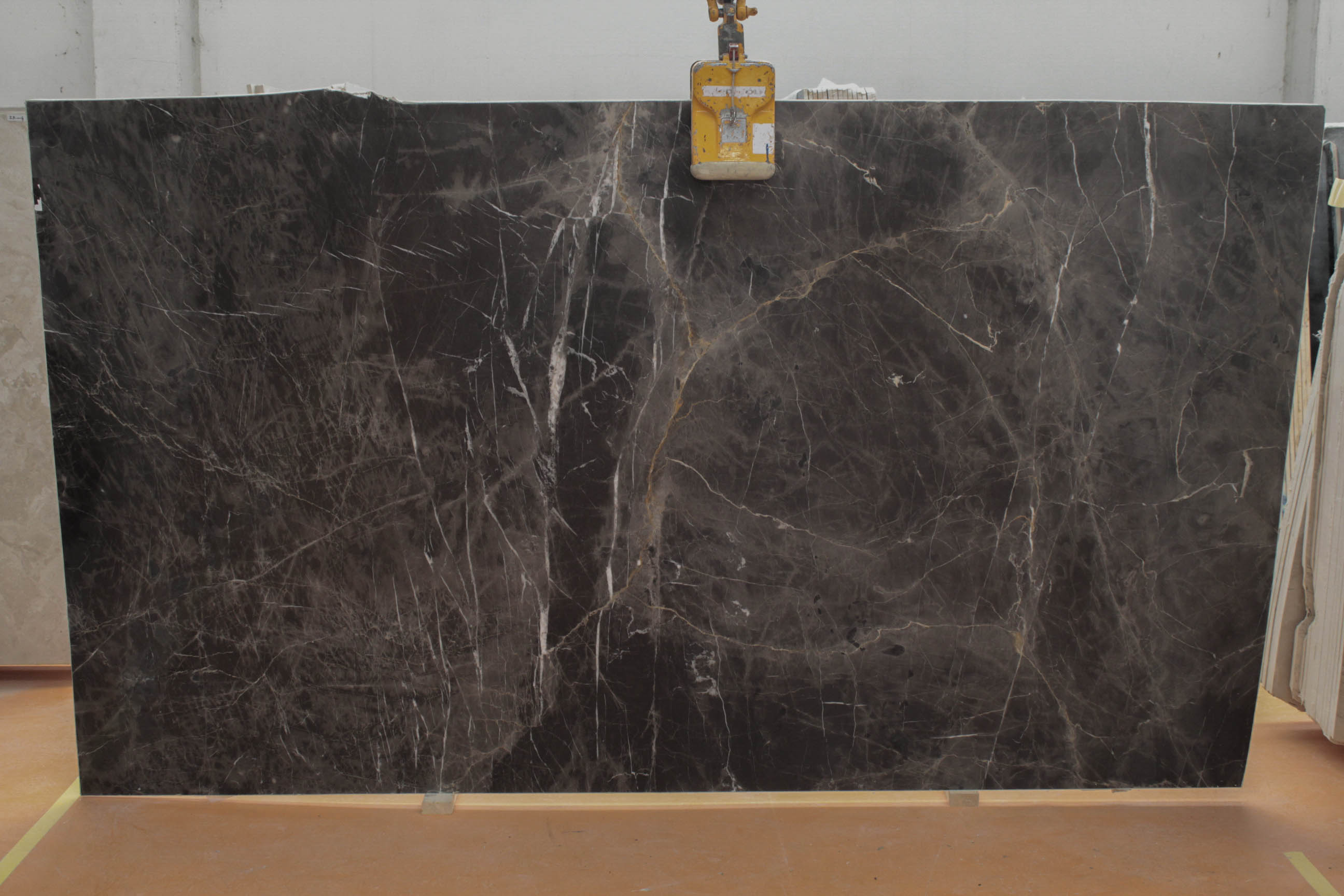 BRUNO PERLA 2 CM POLISHED