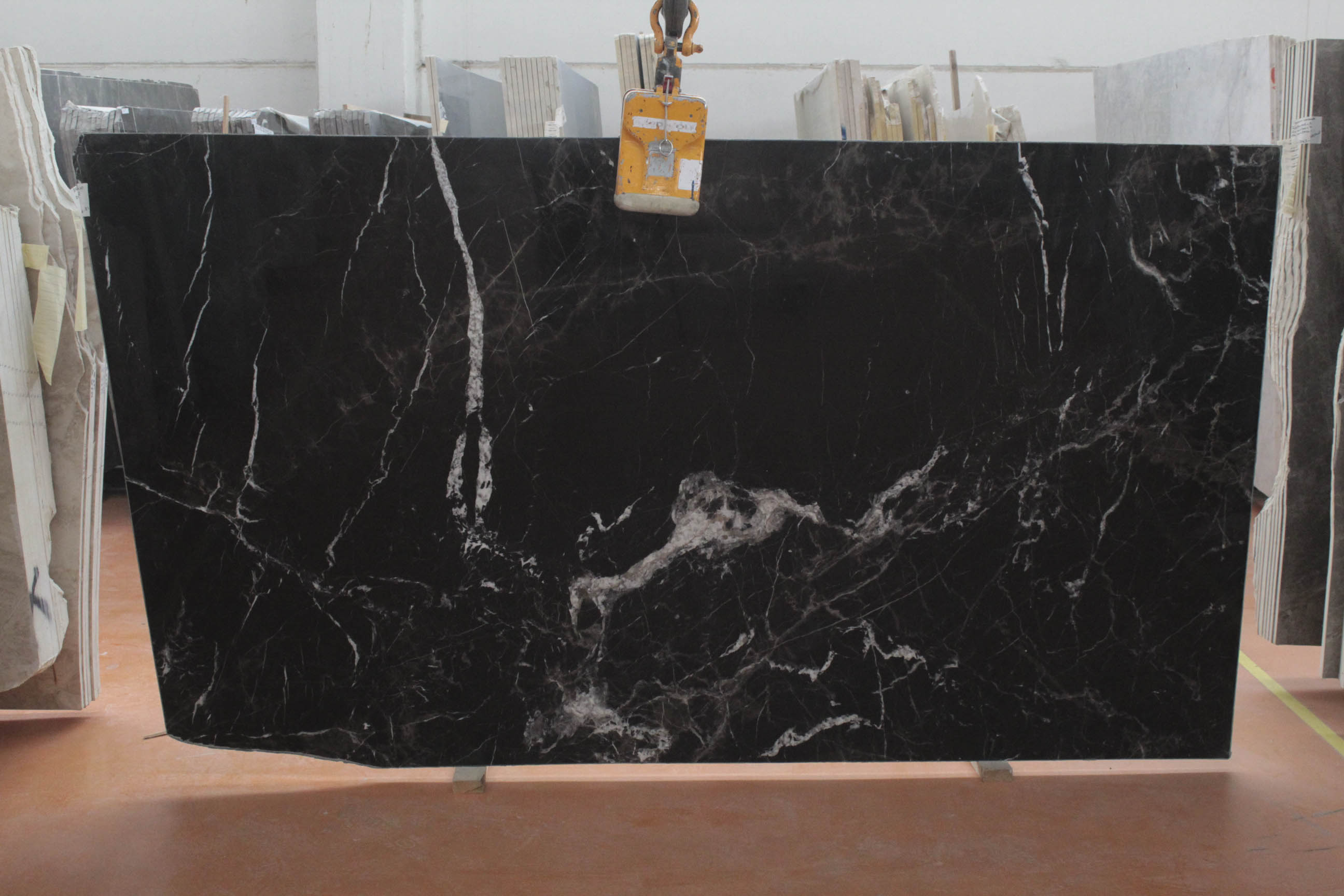 BRUNO PERLA 2 CM POLISHED