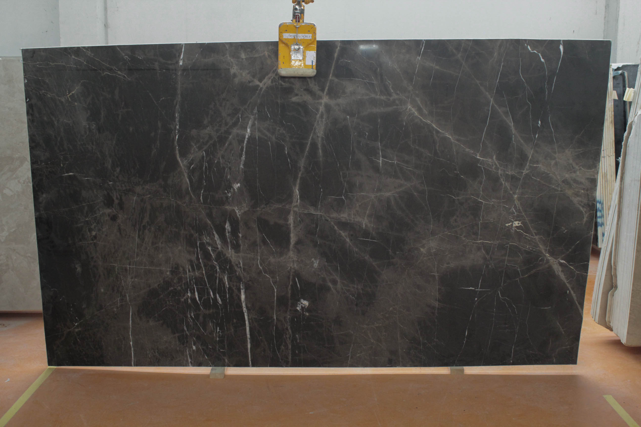 BRUNO PERLA 2 CM POLISHED