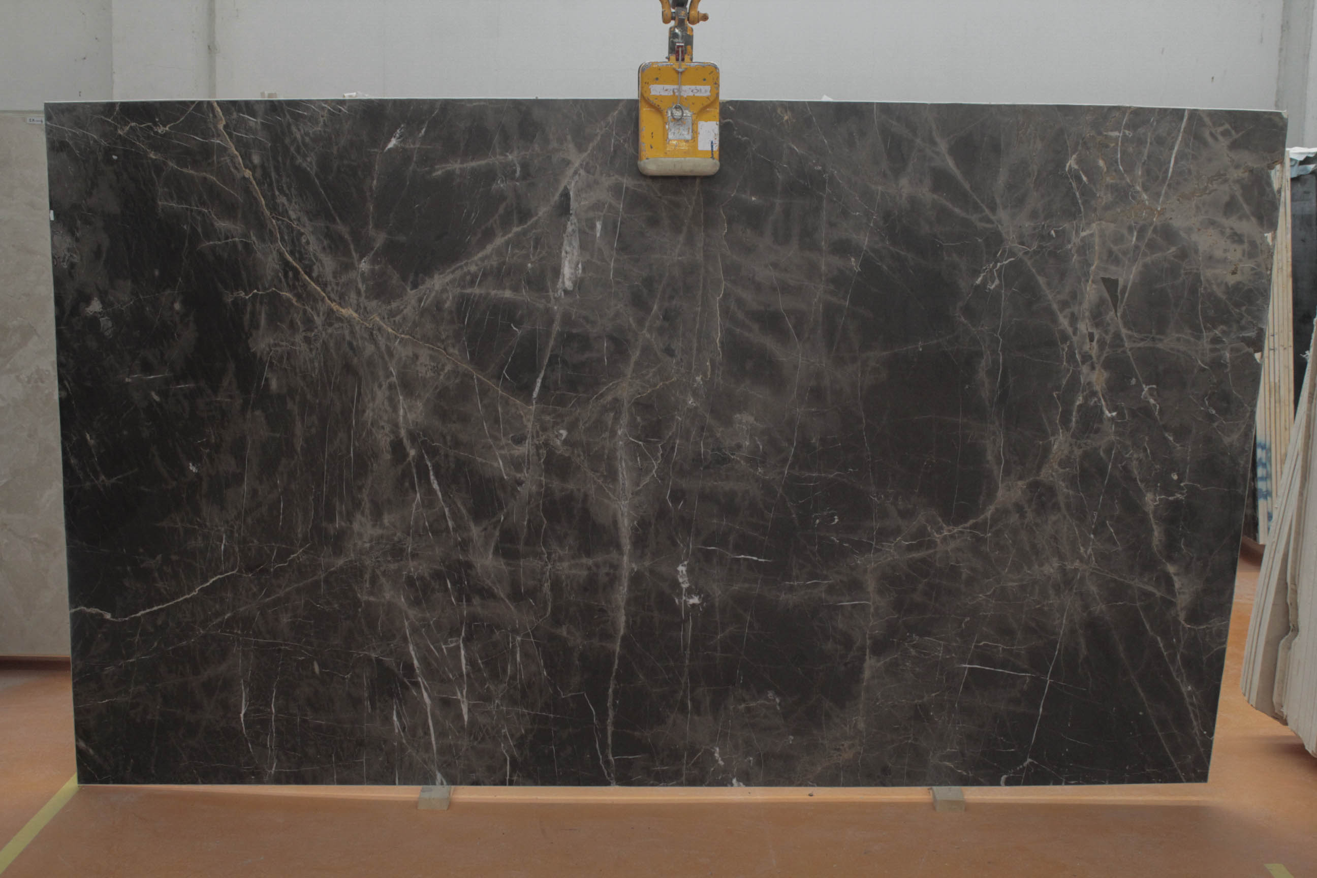 BRUNO PERLA 2 CM POLISHED