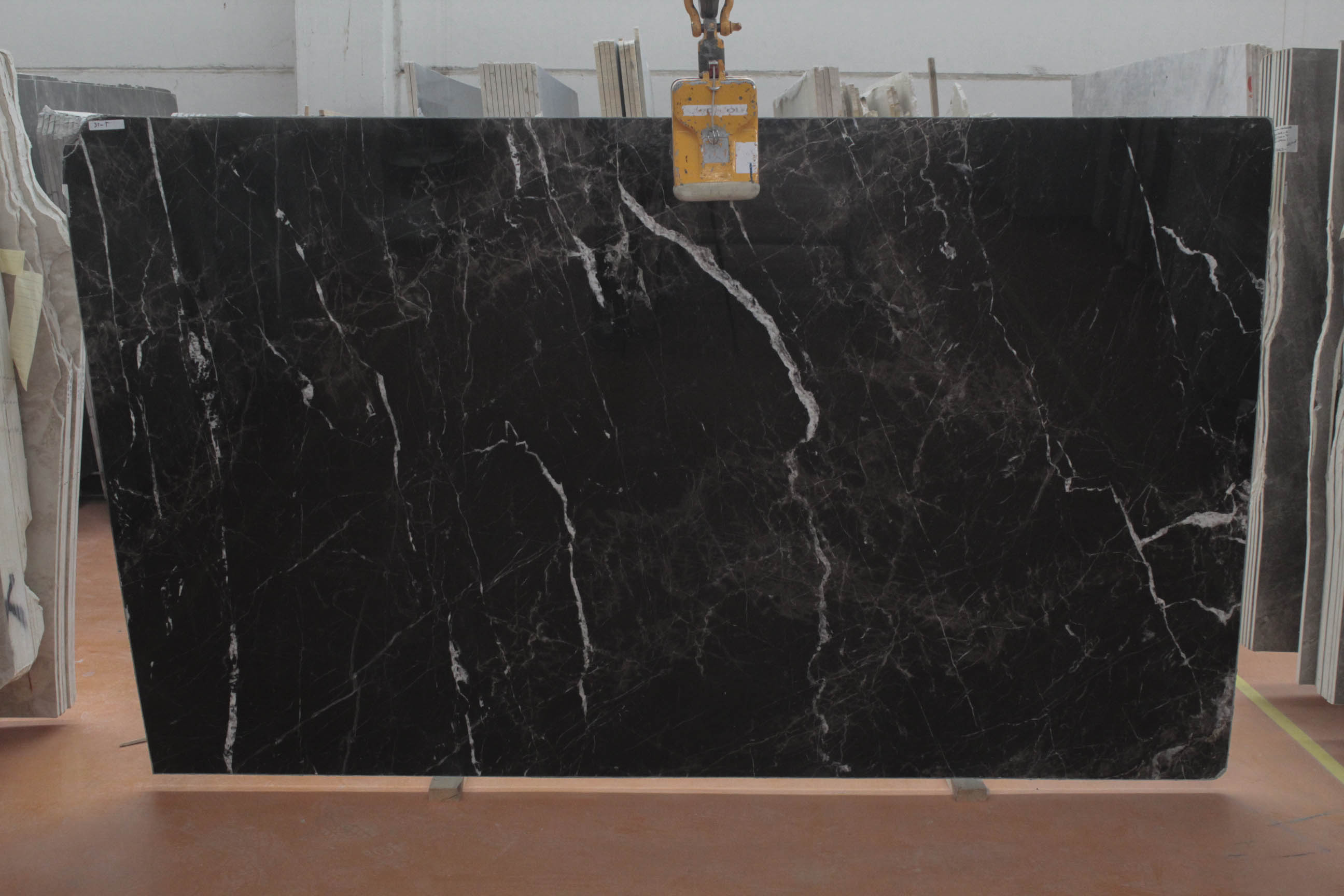 BRUNO PERLA 2 CM POLISHED