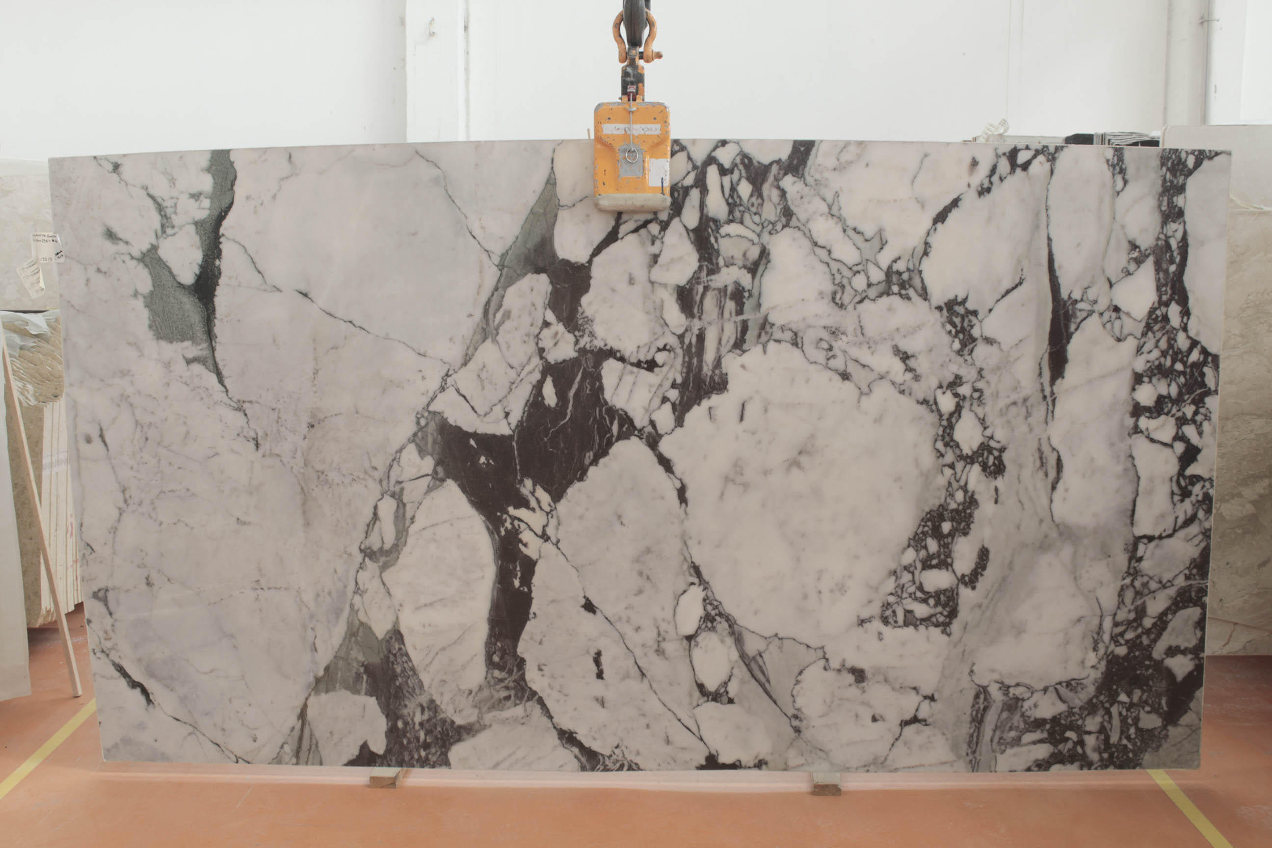 CALACATTA bookmatch 2 CM POLISHED