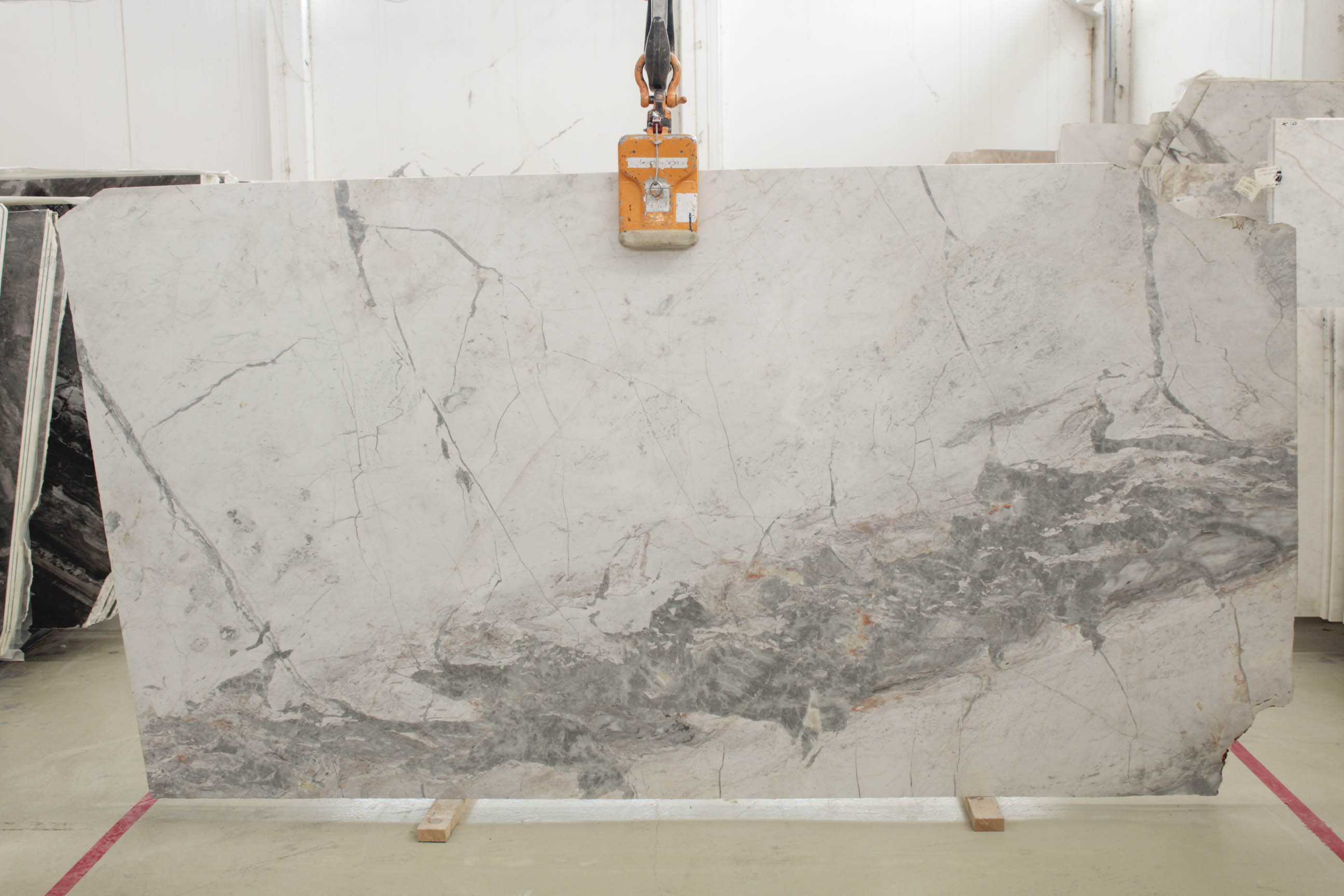 CARRARA DOLOMITE 3 CM POLISHED