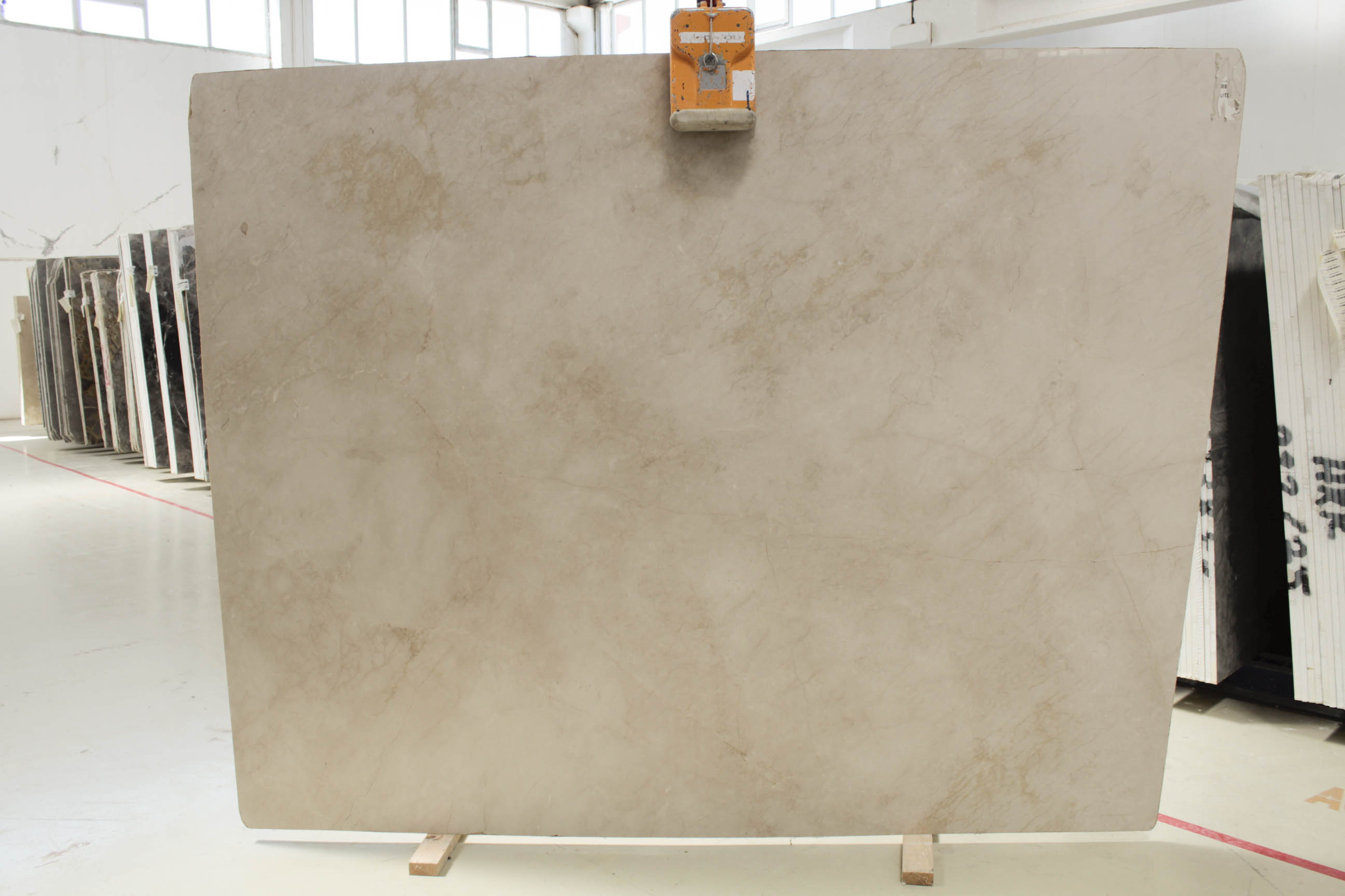 CREMA FANTASY 2 CM POLISHED