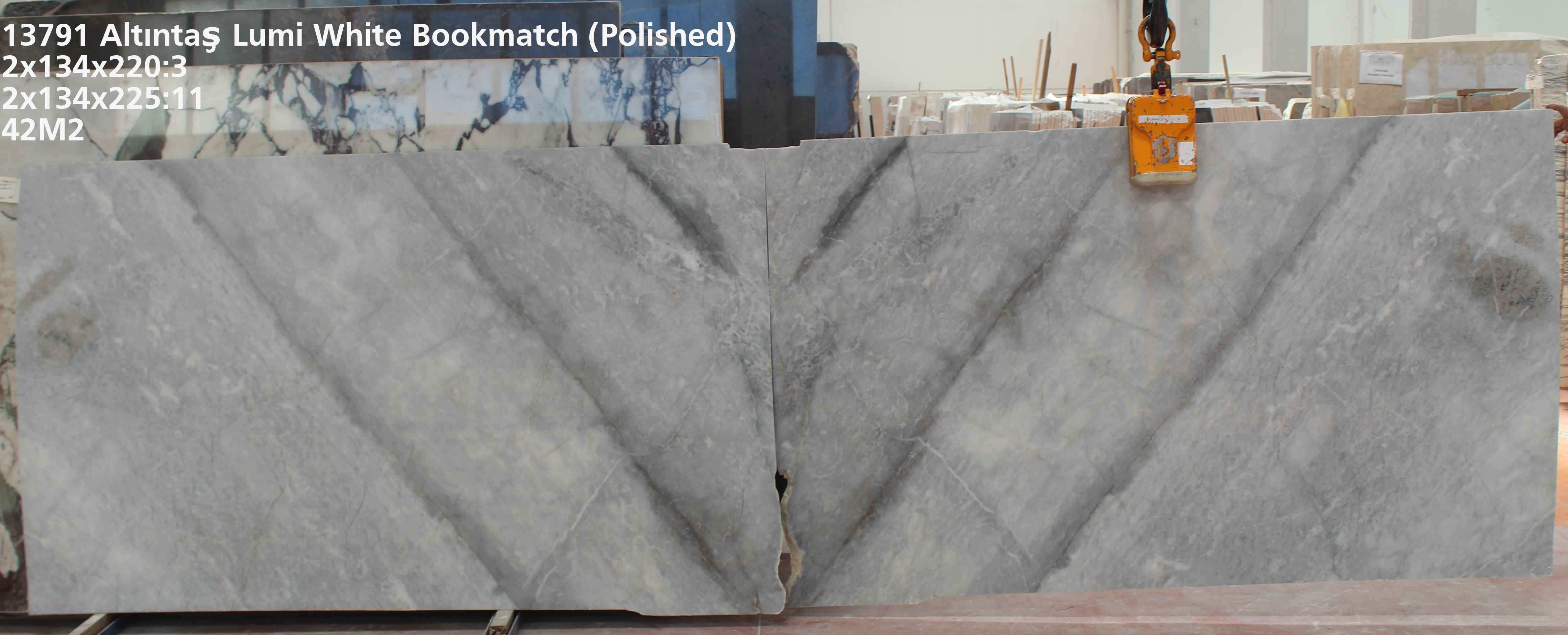 LUMI WHITE BOOKMATCH 