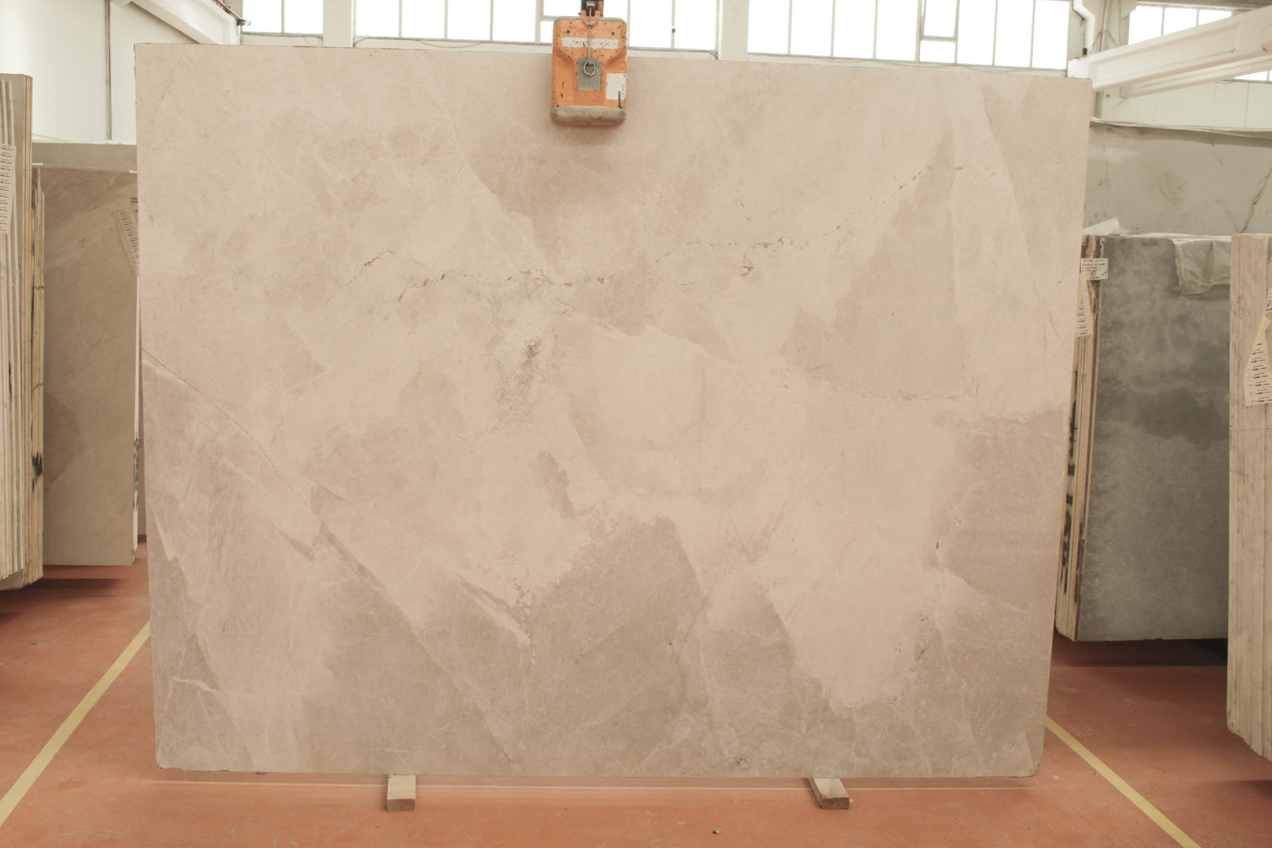 NATURELLA A 2 CM POLISHED