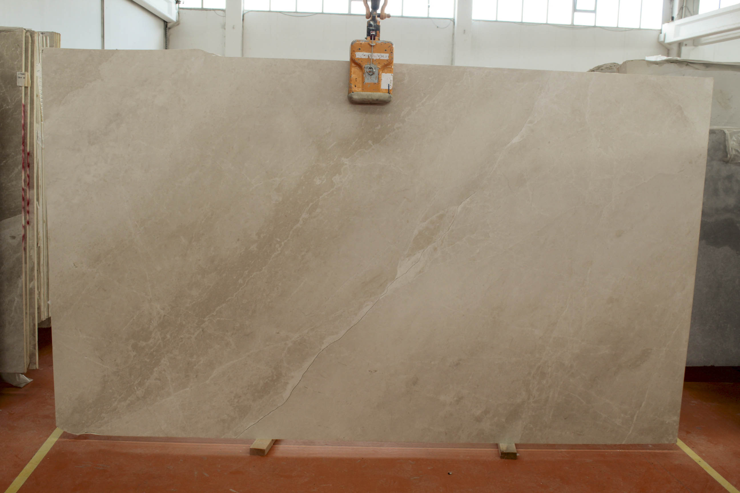 NATURELLA B 2 CM POLISHED