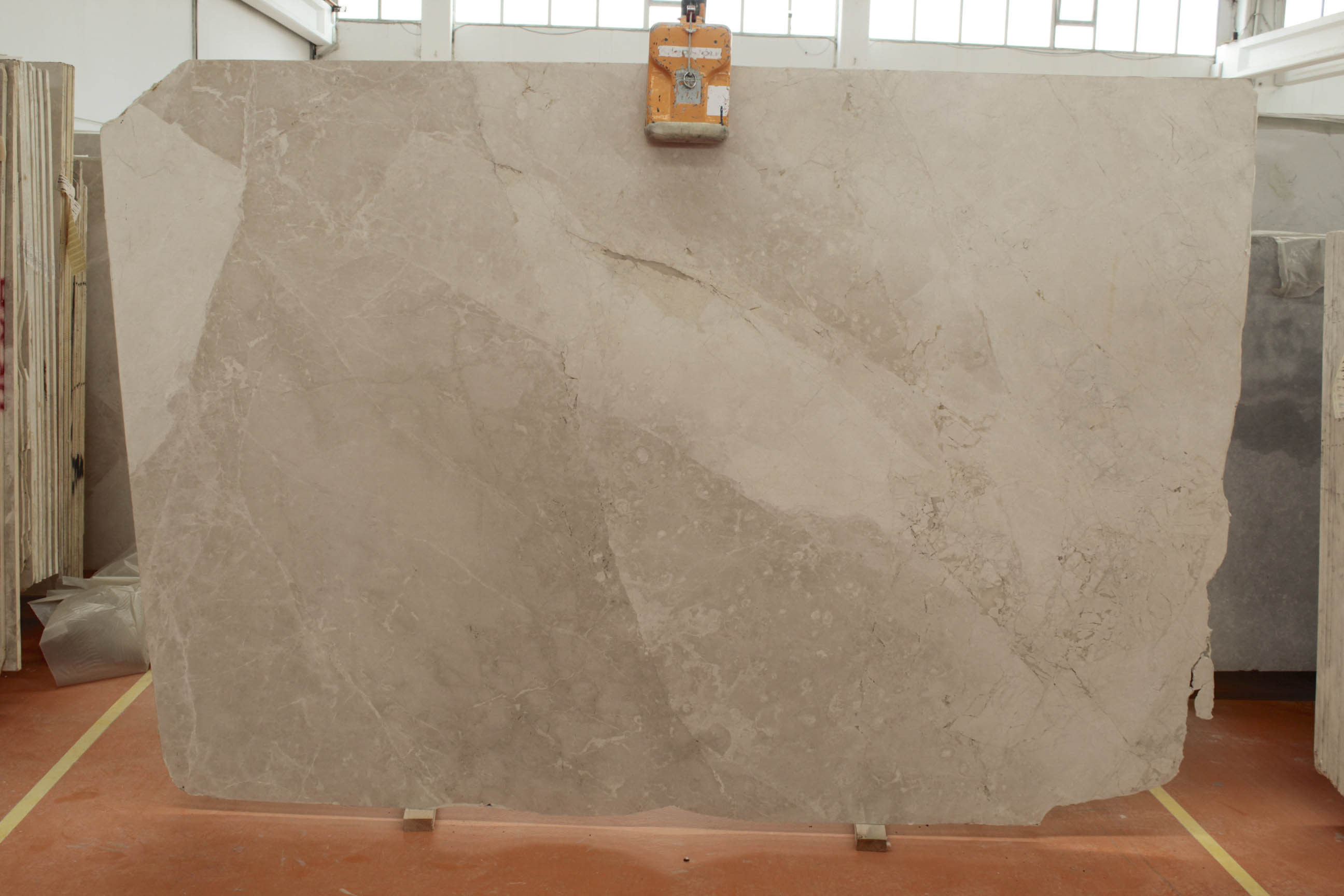 NATURELLA B 2 CM POLISHED