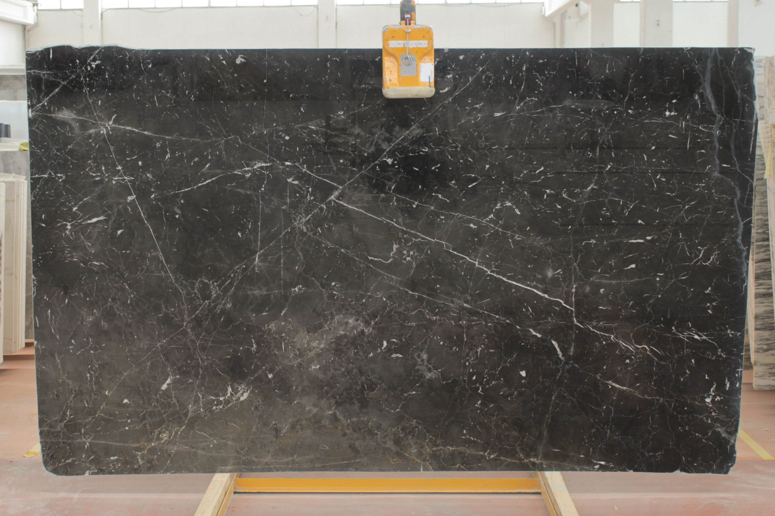 PASA BLACK BOOKMATCH 2 CM POLISHED