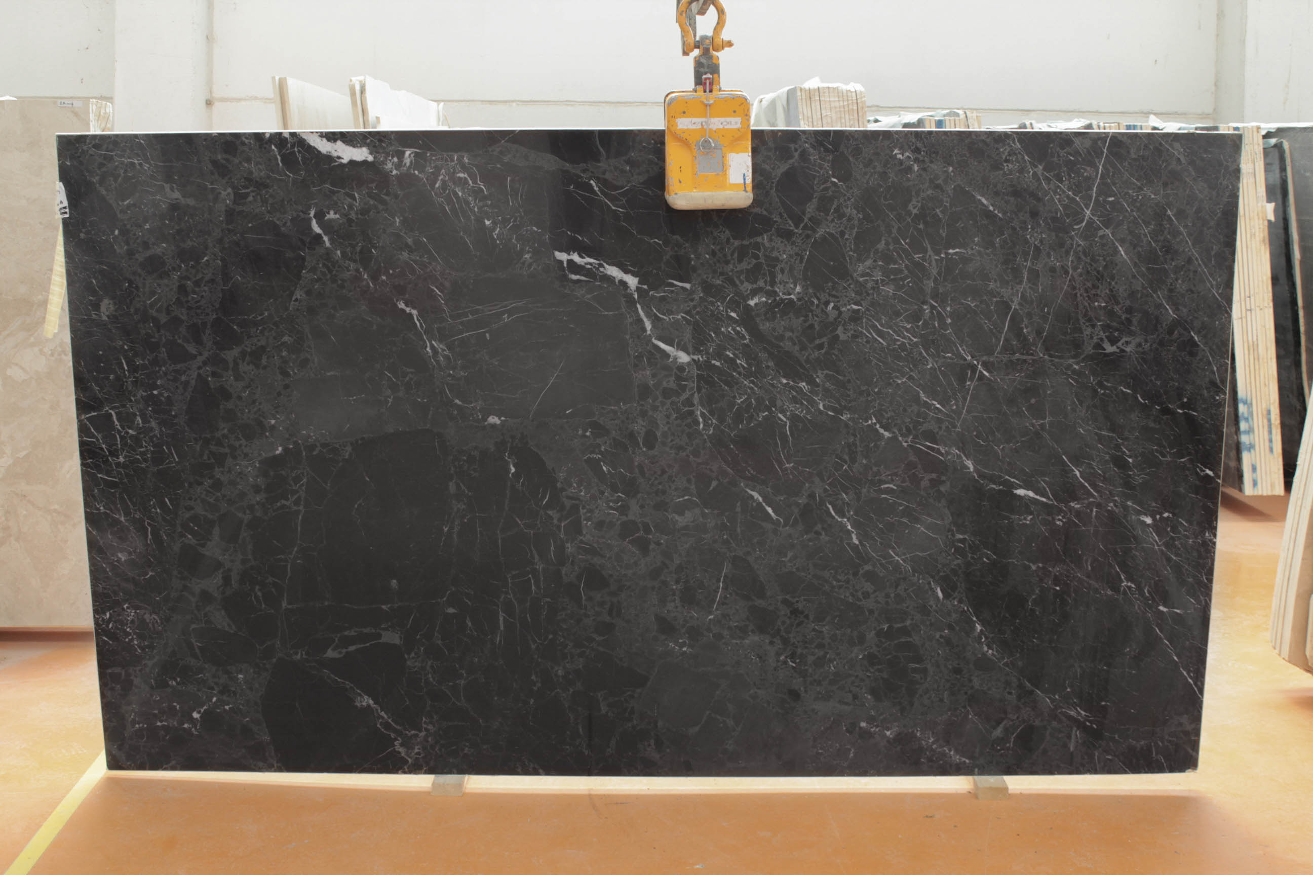 PORTERO 2 CM POLISHED