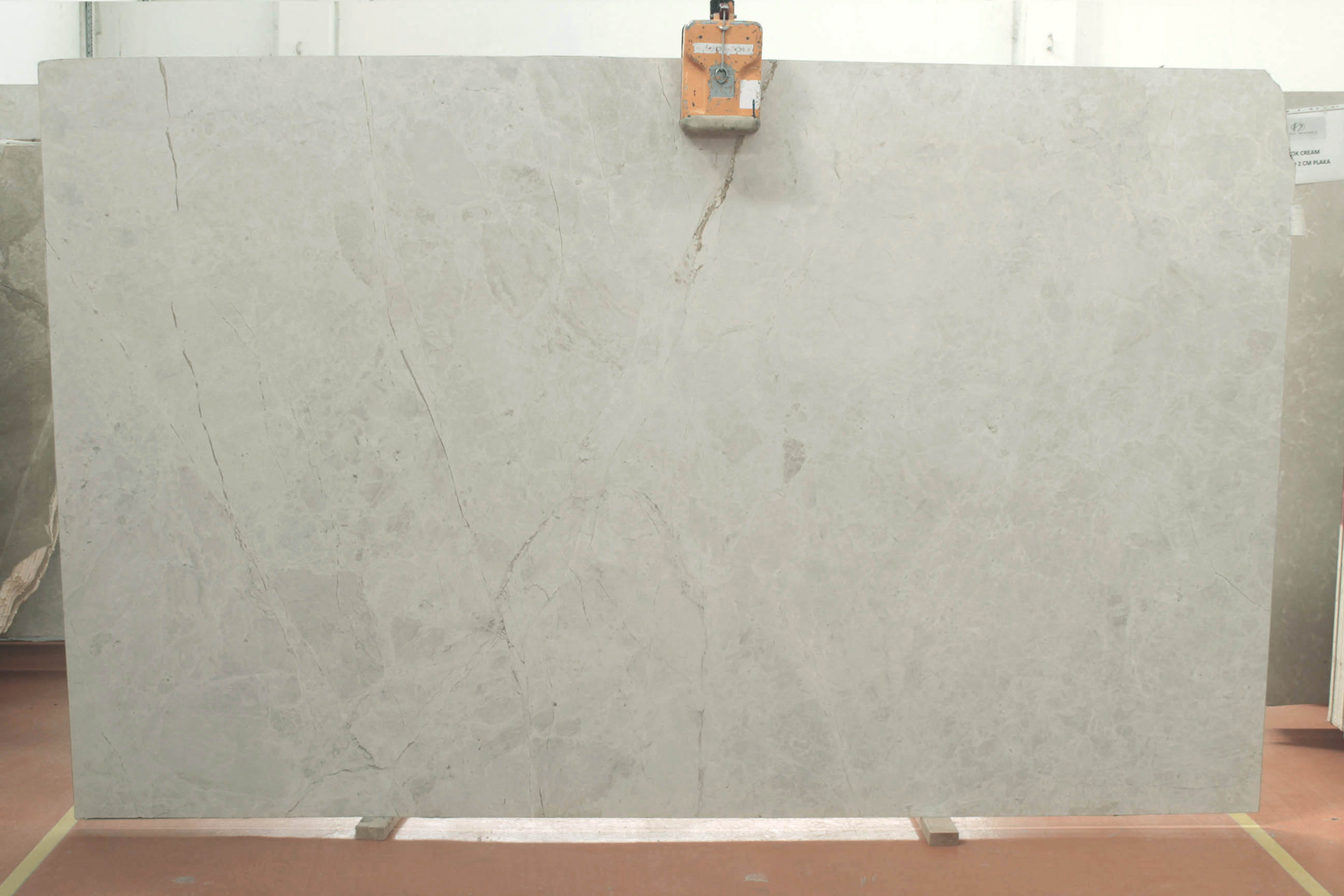 VANILIA 2 CM POLISHED