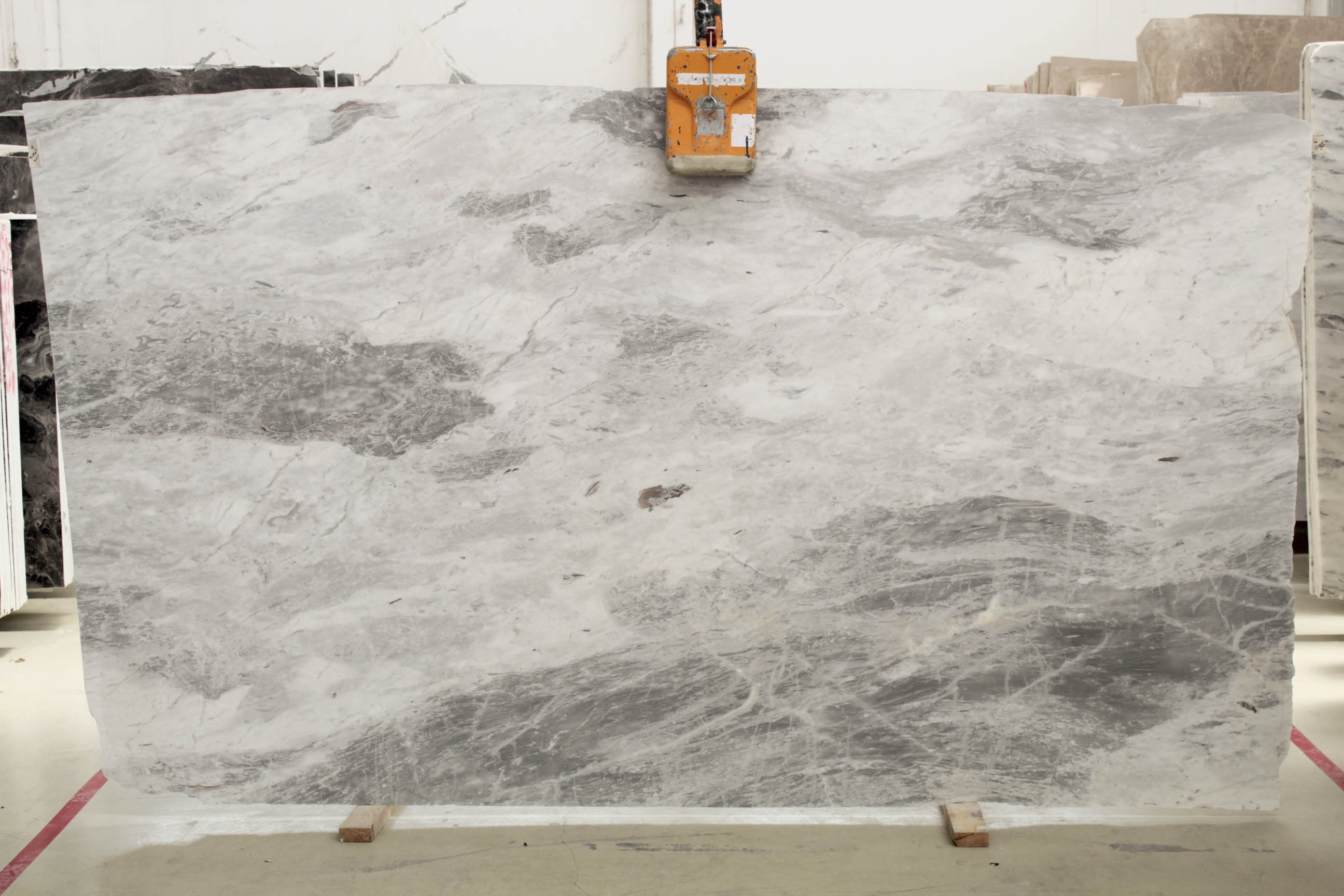 VOLAKAS 1,3 CM POLISHED