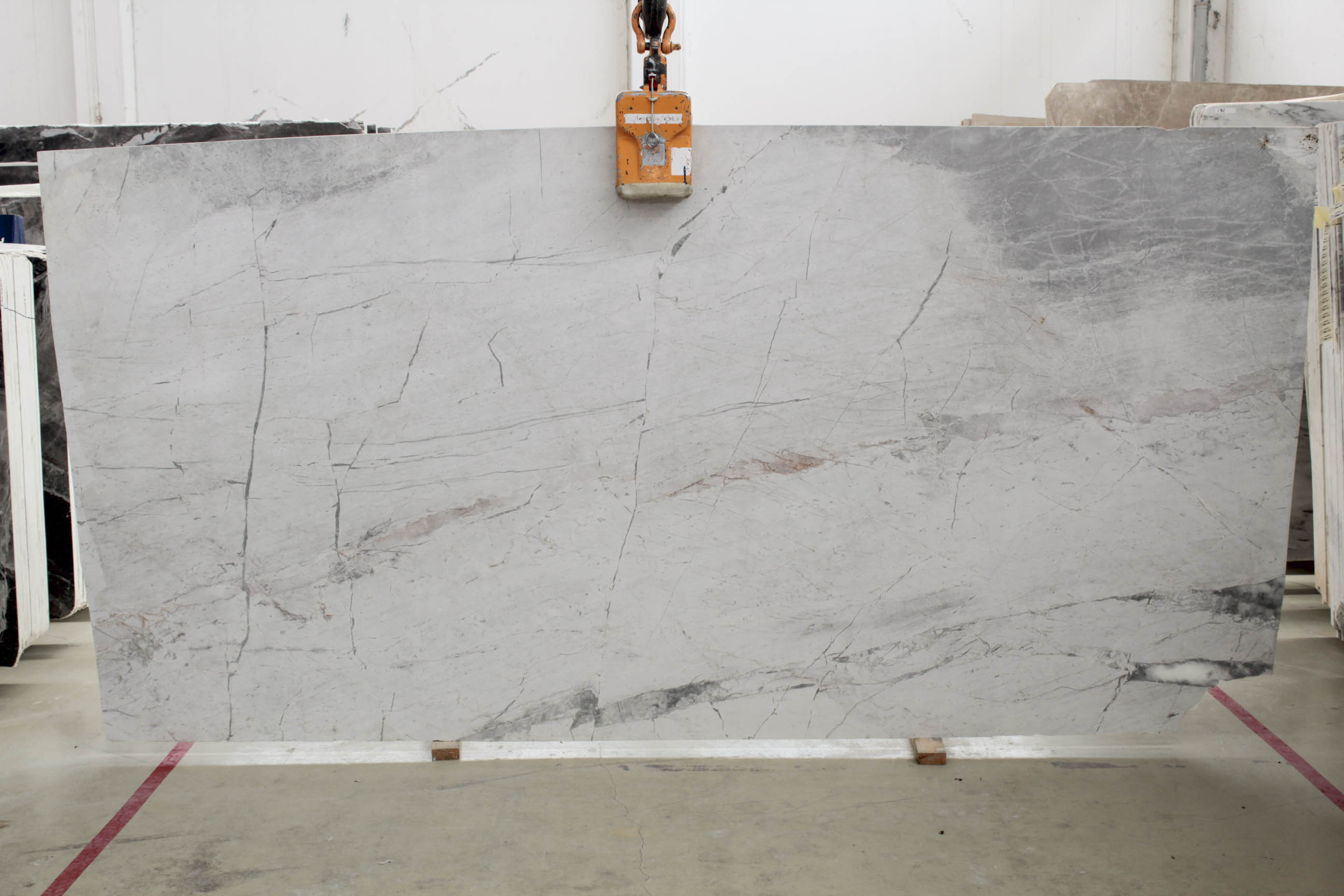 VOLAKAS LIGHT 2 CM POLISHED