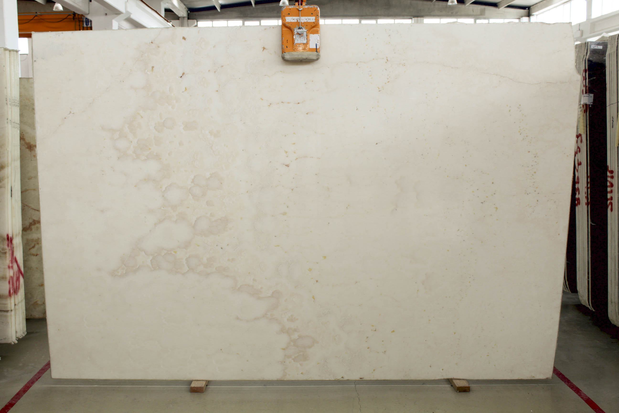 WHITE ONYX 2 CM POLISHED